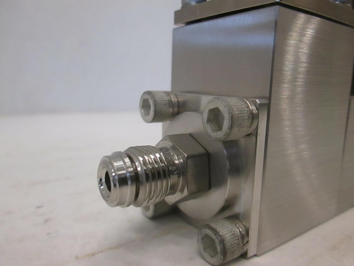 Used MKS Mass Flow Controller, 1559A-11162, 100 SLM, N2, Used