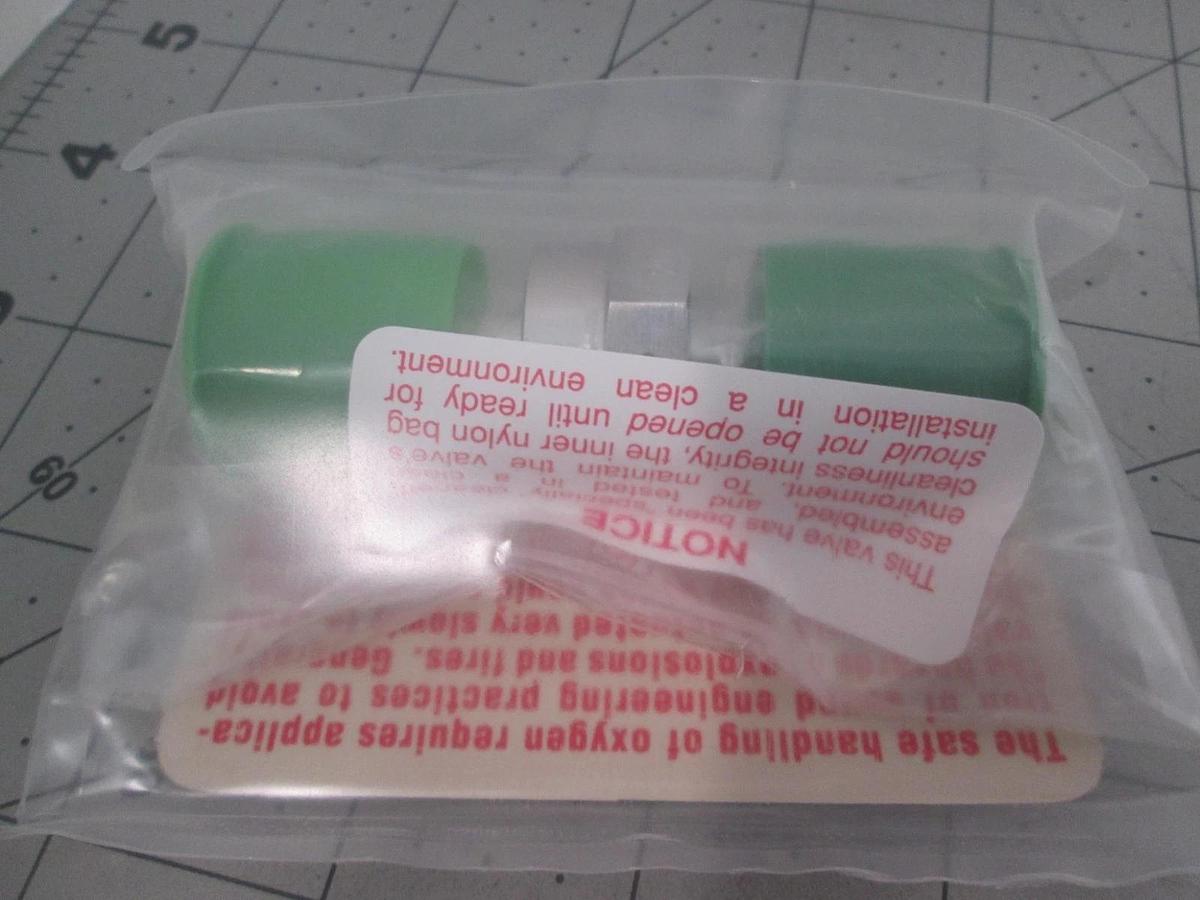Swagelok, 6LCW4VR8PX-4719, Check Valve SC-01, New