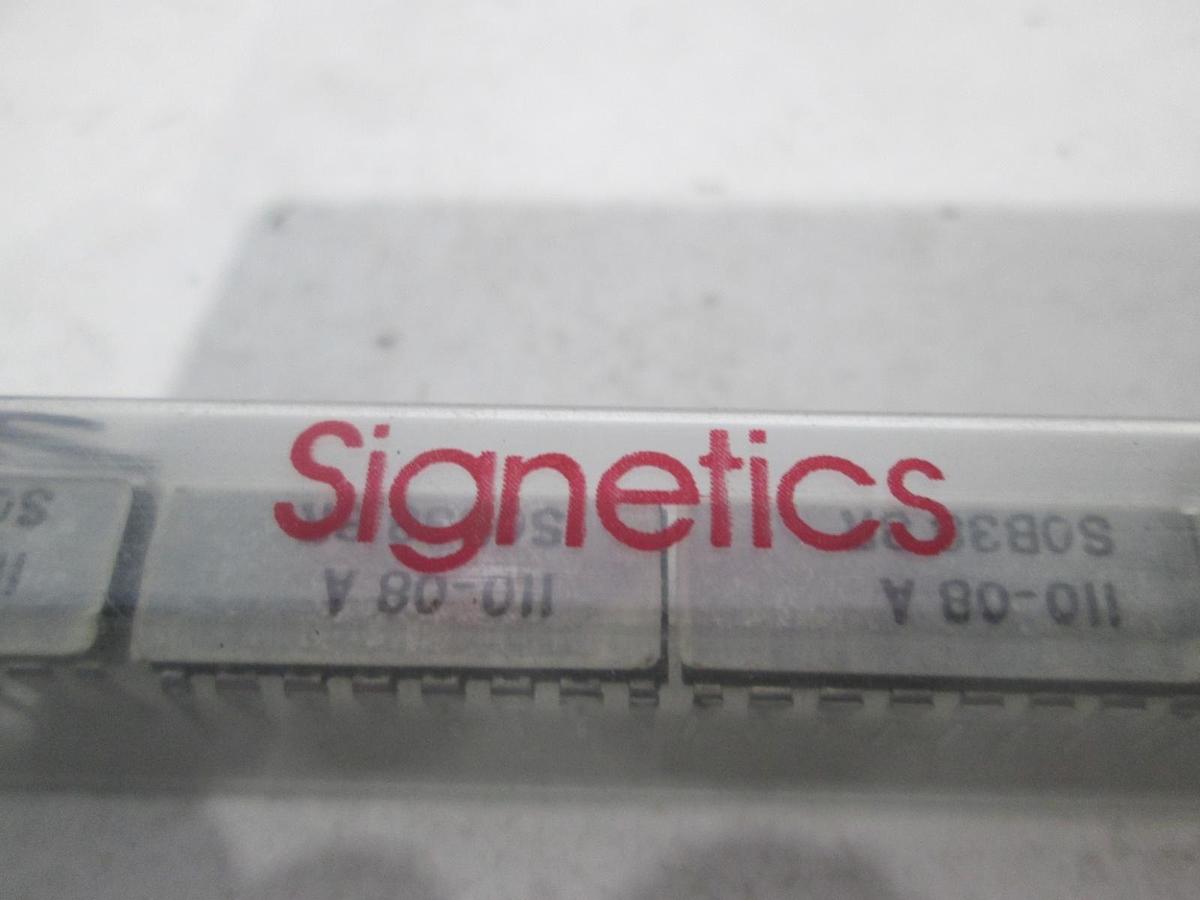 Signetics, 110-08A, SOB38 8R, Integrated Circuit, New, Lot of 20