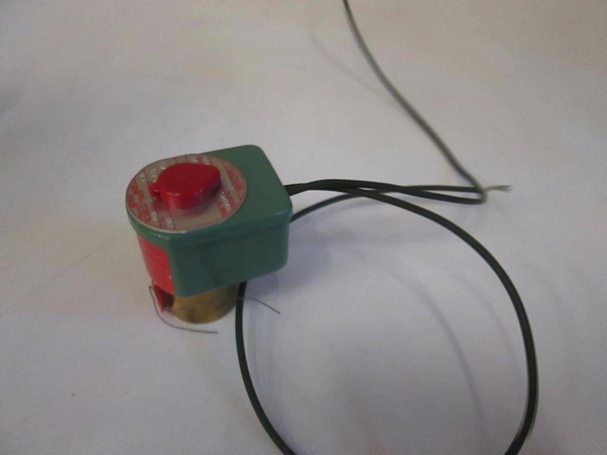 Used ASCO Red Hat Solenoid Valve 8262C1, 1/8", 3/6 Orifice, 120VAC/60Hz, Used