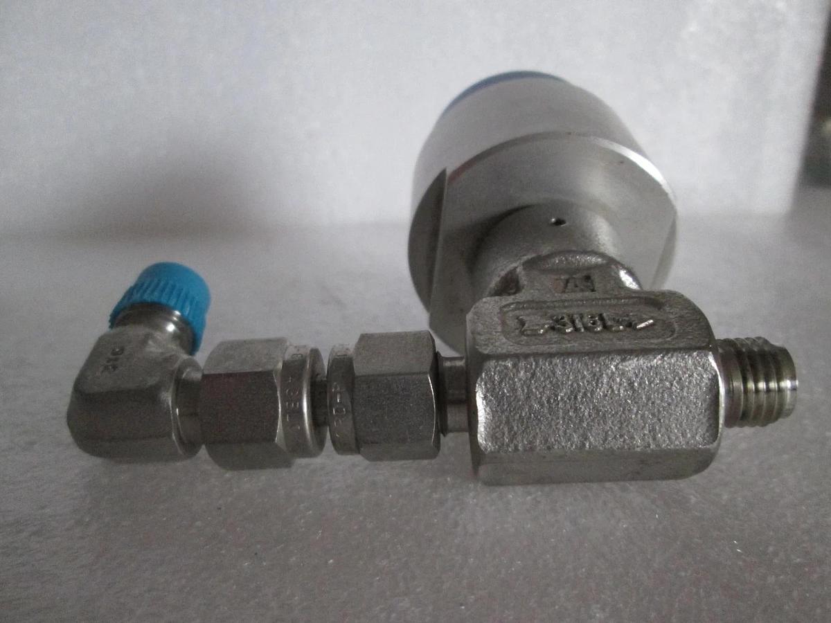 Used Semigas high purity gas panel valve Parker Ewal, VGS Pneumatic Valve, Used