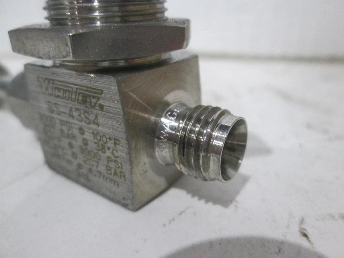 Used Whitey, SS-43S4, Ball Valve, 3000 PSI, Used