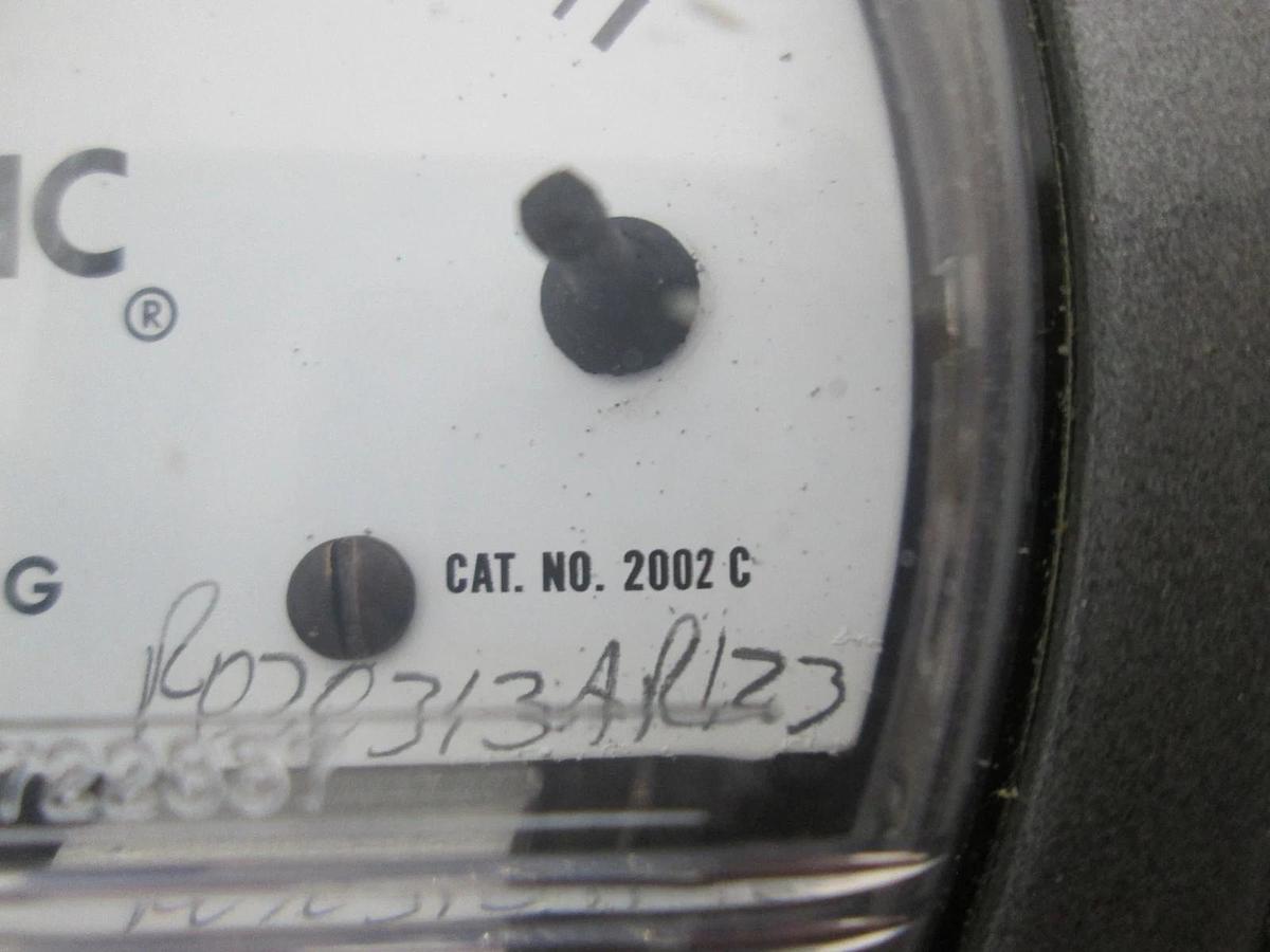 Used Dwyer, Magnehelic, 2002C, Pressure Gauge, 0-2" of Water, Used