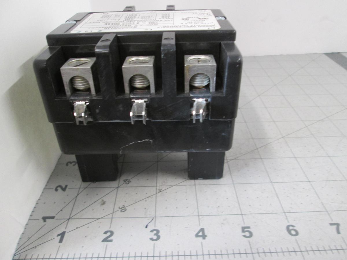 Used Arrow Hart, ACC937U10, 3 Pole Contactor, 90A 600V 24VAC, Coil Model 96