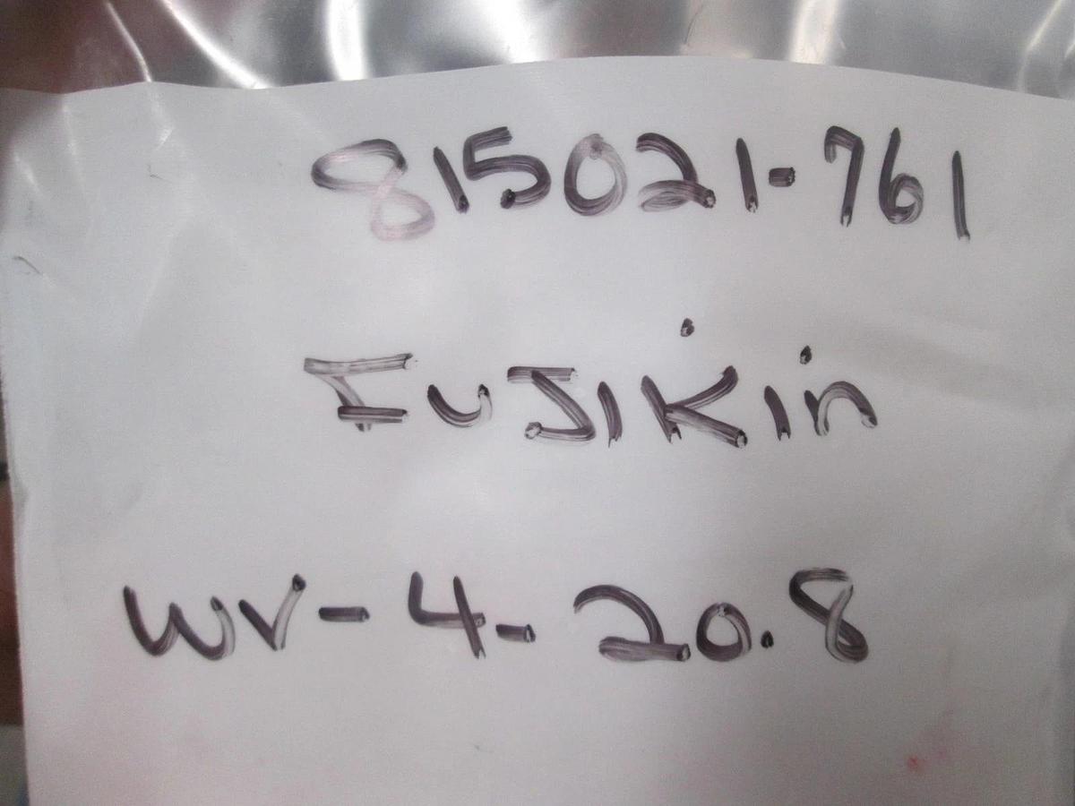 Fujikin, WV-4-20.8, SS Pipe Manifold Fitting Valve Block, New