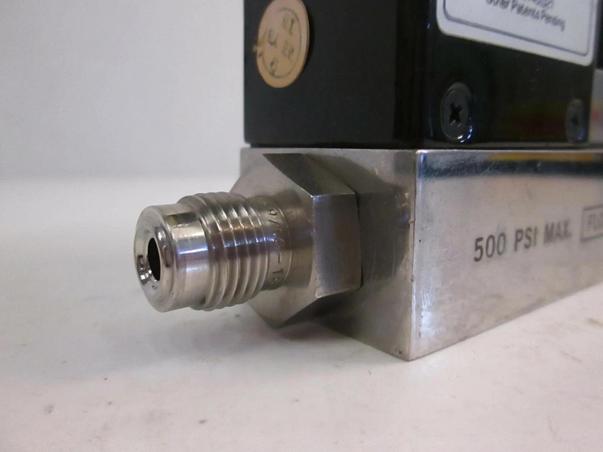 Used Unit UFC-1000 Mass Flow Controller MFC, O2, 500 SCCM