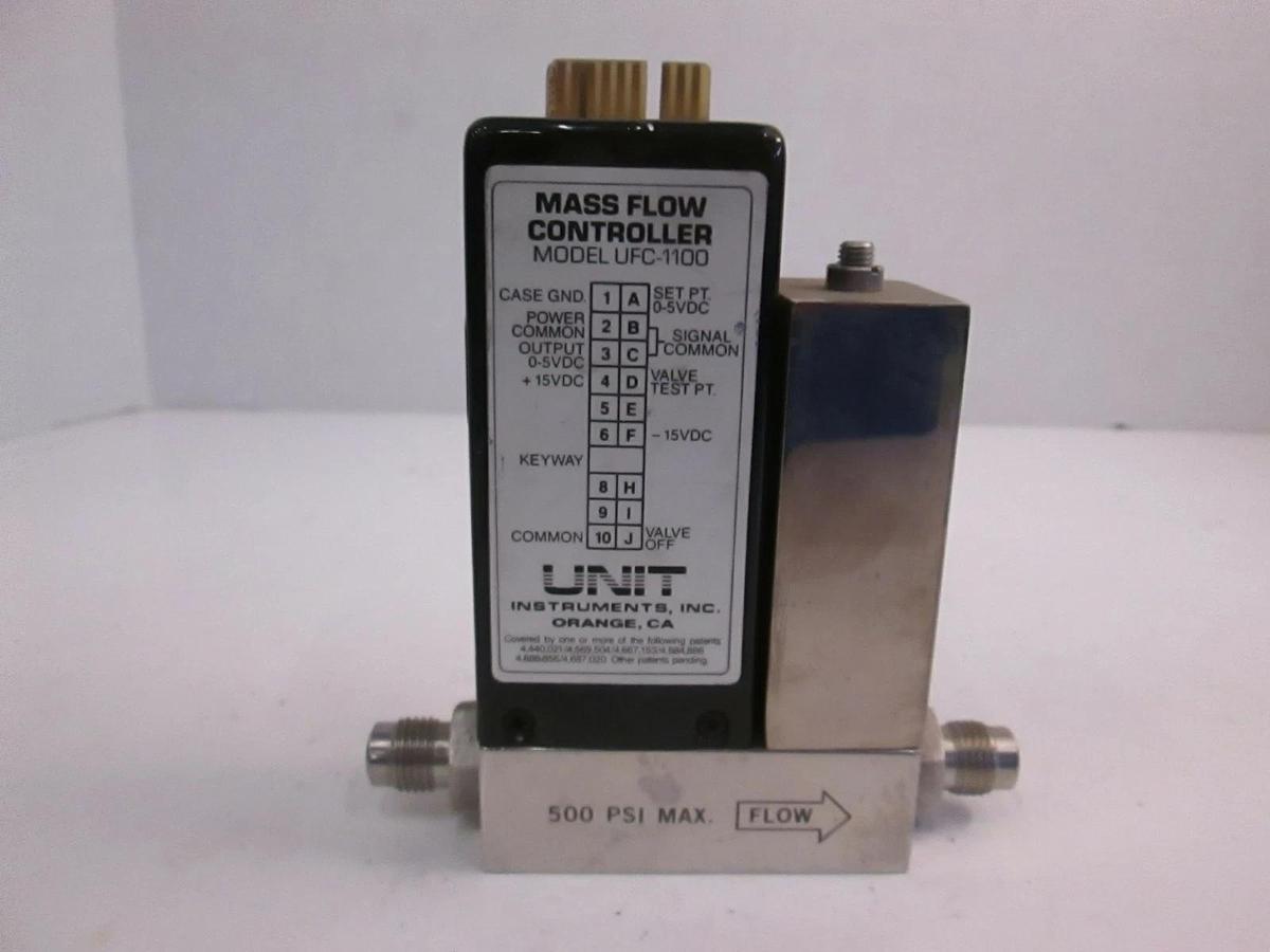 Used Unit UFC-1100 Mass Flow Controller, N2, 300 SCCM, Used