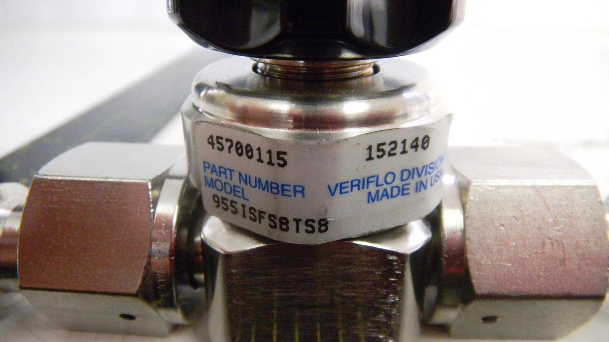 Used Veriflo 955ISFS8TS8 Valve, High Purity, 4.5" Face to Face, 1/2"FVCR/FVCR, Used