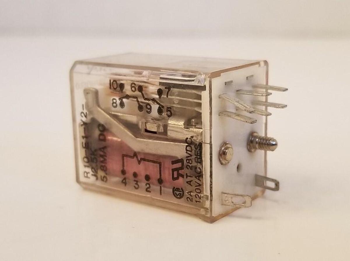 Used POTTER & BRUMFIELD R10-E1-Y2-J2.5K Relay, 2A, 28 VDC, Lot of 2