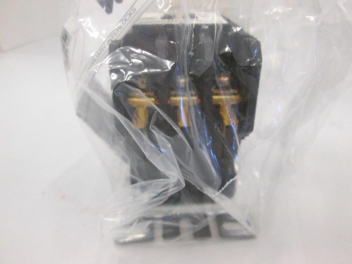 Used Cutler-Hammer, C25DND325A, Contactor, 3 Pole, 25A, New