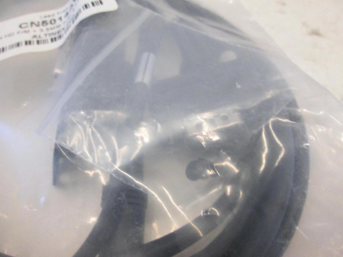 Used Altinex, CN5014AV, 15-Pin HD F/M + 3.5MM F/M, 6Ft Insert Plate, New