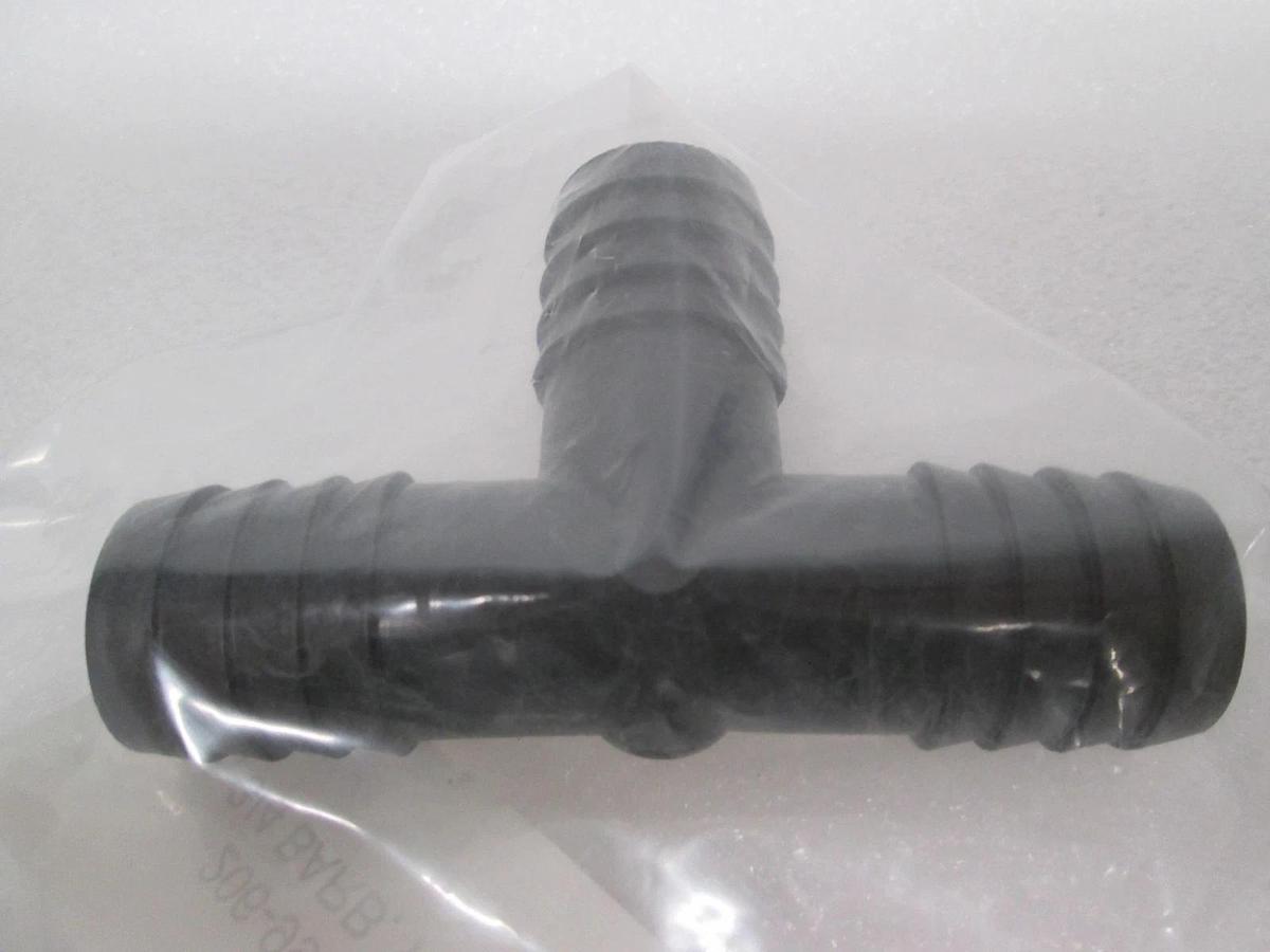 Tee, 3/4 Barb, Polyethylene, 206-999-0235, New, Lot of 4
