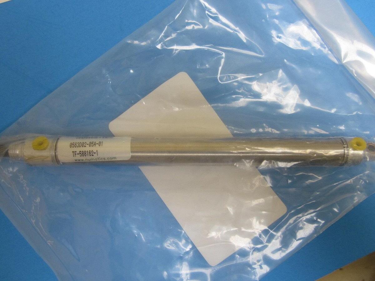 NUMATICS M Series CYLINDER 0563D02-05A-01 9/16" Bore, Double acting rear pivot