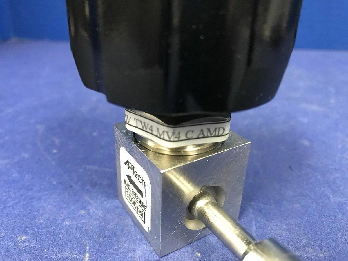Used APTech AP3600SM Manual Diaphragm Valve, 1/4" MVCR x 3/8" Female Swaglok, Used