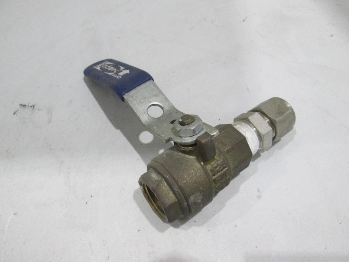 Used Nibco, 400 WOG, 125 SWP, 1/2" Bronze Ball Valve, Used