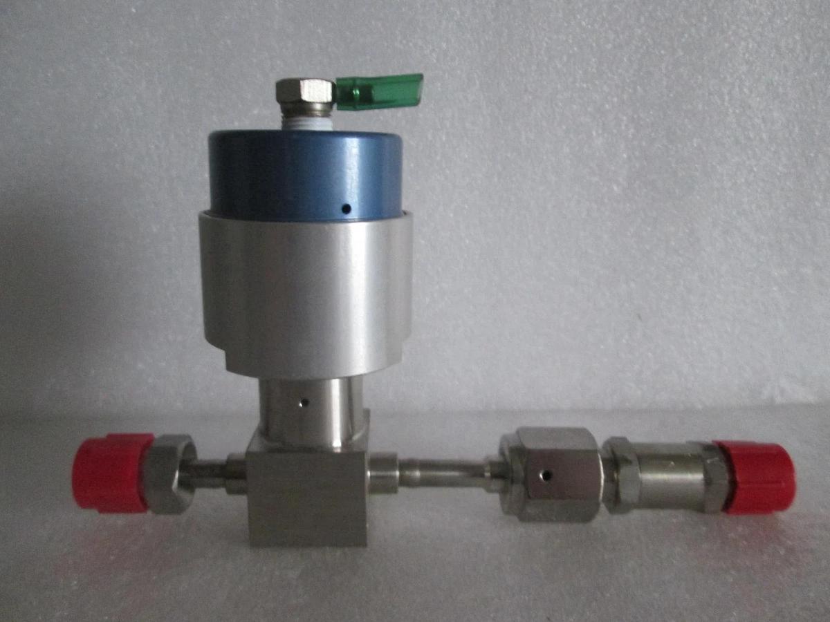Used Parker Ewal, Pneumatic Valve, Constant Bleed 1 SLPM N2 at 80 PSI, Used