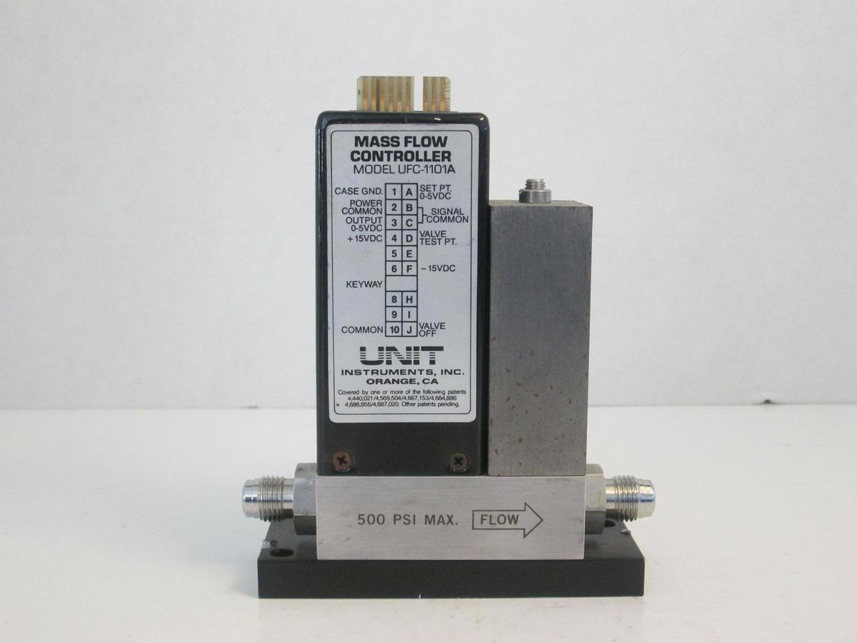 Used Unit UFC-1100A Mass Flow Controller MFC, N2, 500 SCCM