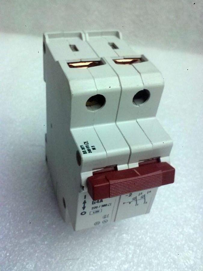 Used Klockner Moeller FAZ-G4A-2 Mini Circuit Breaker 2P 220/380VAC 4A,NEW Lot of 4