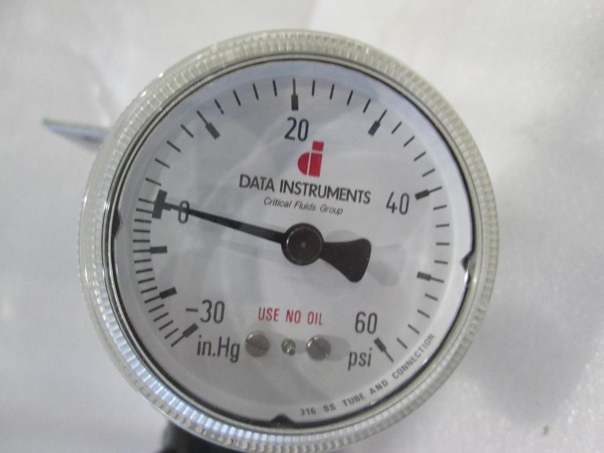 Used Parker Veriflo, HIR102S4PBXFSIIIIPM Gas Regulator Assy w/ Filter and Gauge, Used
