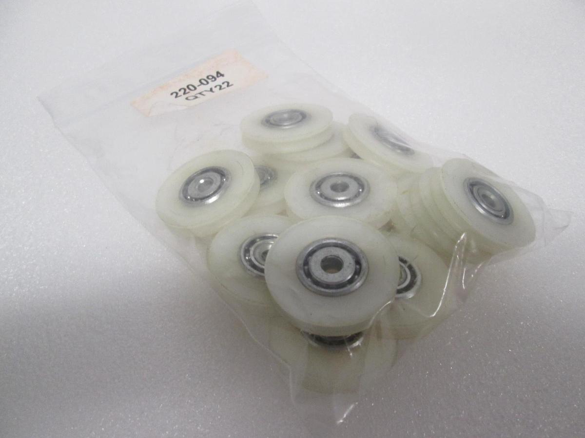 220-094. New, Lot of 22