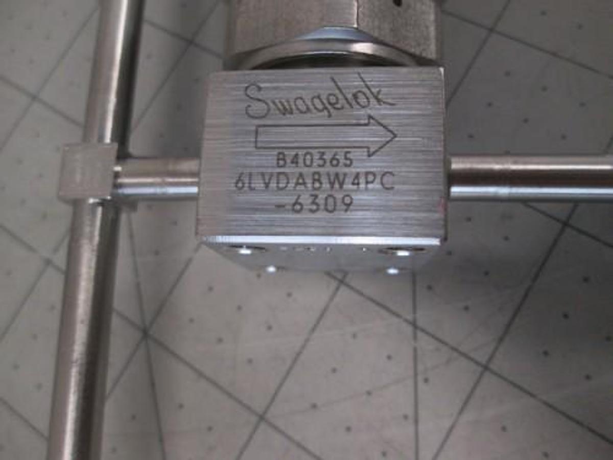 Used Swagelok, 6LV-DABW4PC, Gas Manifold Assy, 3 Valves w/ 1/2" Female Fitting, New