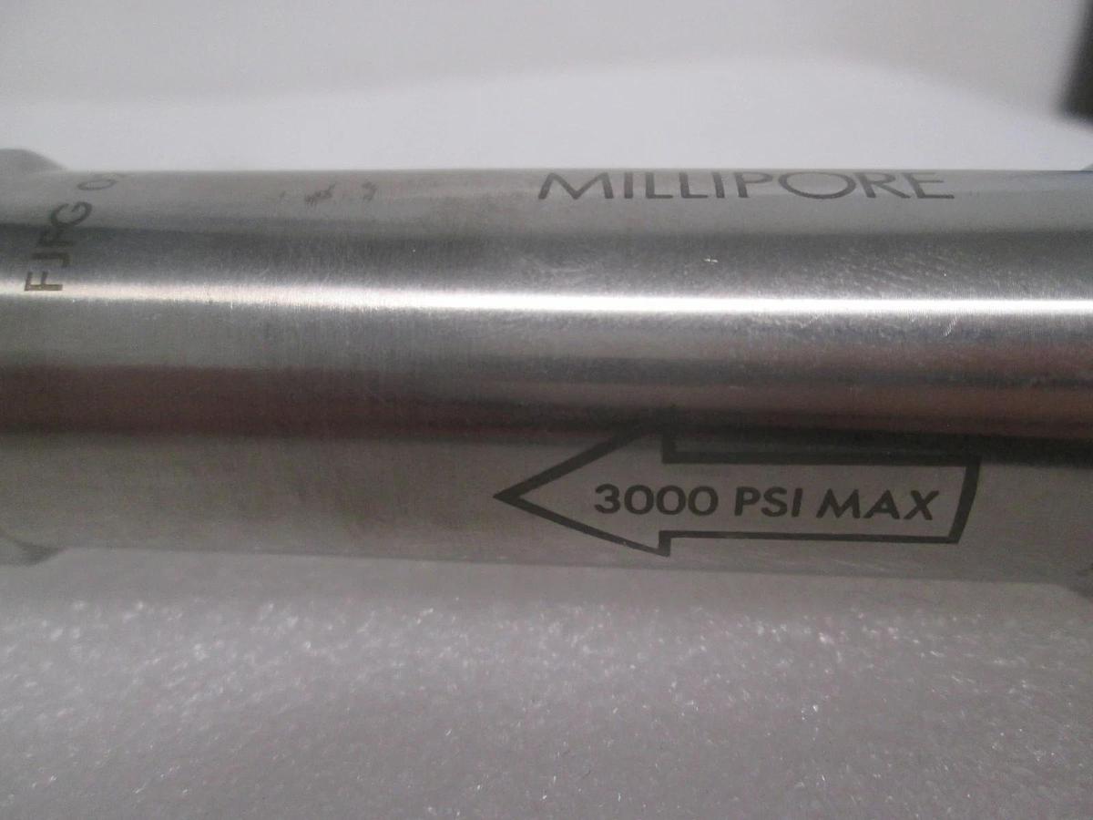 Used Fujikin, 0120-064661, N.C. Gas Assy w/ Millipore FJFG 02P RU Filter, Used