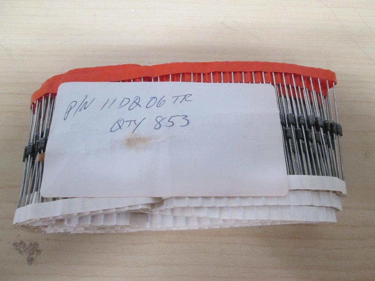 Pack of 50 VS-11DQ06TR Diode Schottky 60V01.1A DO204AL VS-11DQ06 :RoHS, Cut Tape