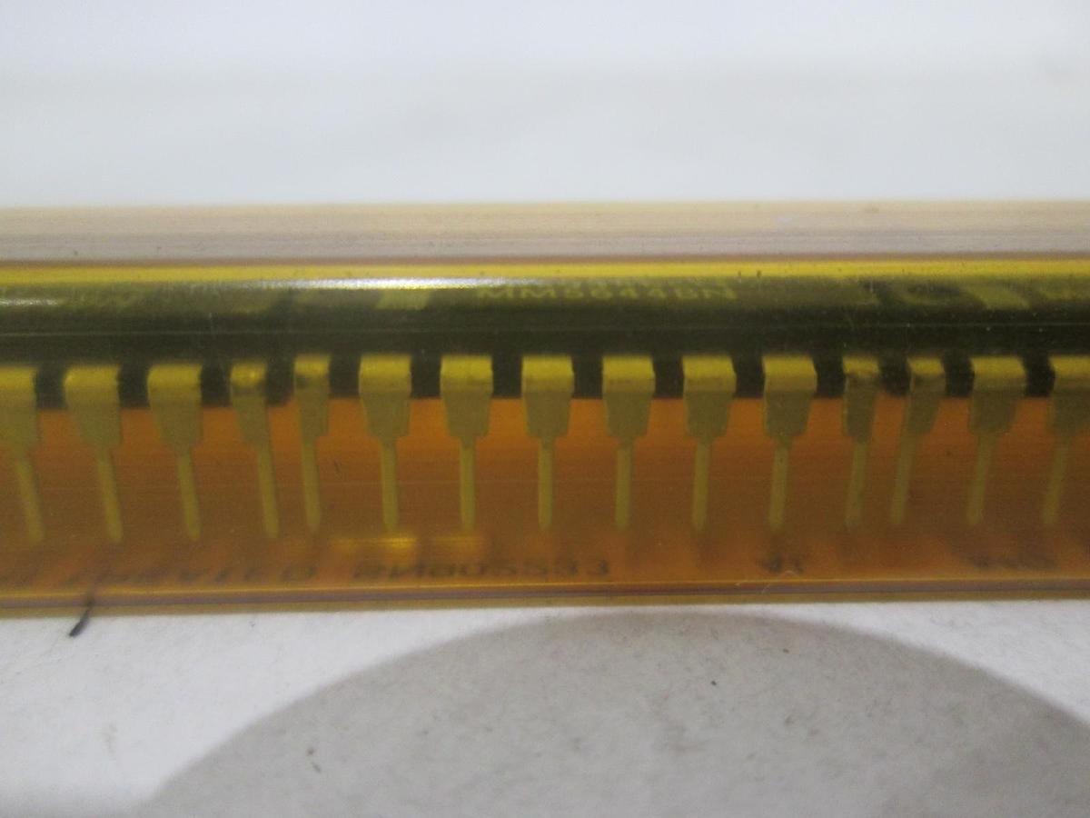 Used AB, P9148, CD4044BCN, Integrated Circuit, New, Lot of 20
