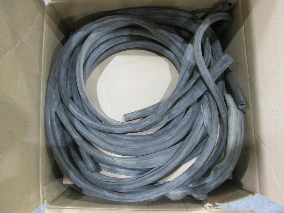 Extrusion, P-Strip Seal NEO, Black, 129', 200-408, new old stock