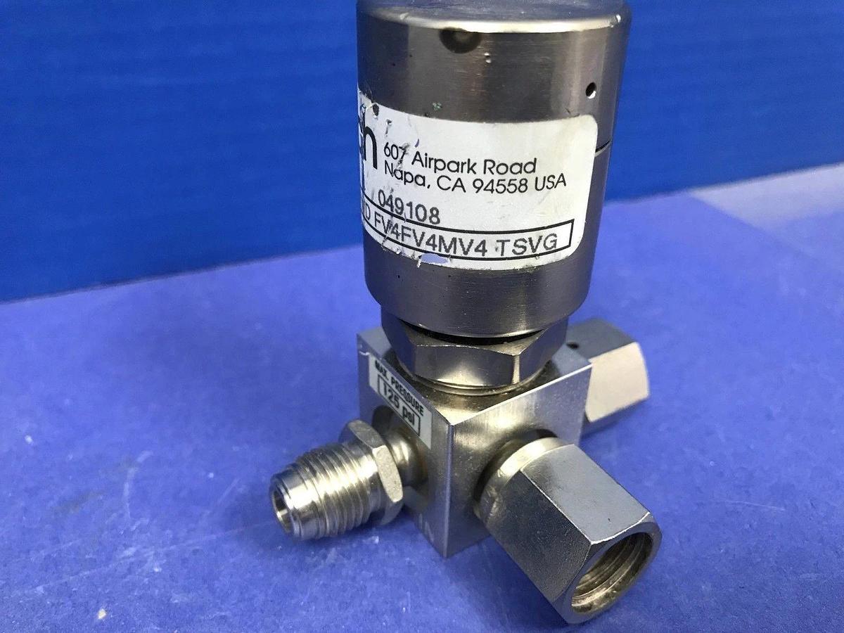 Used Aptech AP3550SM 3-Way, 1/2"FVCR x 1/2" FVCR x 1/4"MVCR , Lot of 2 Used
