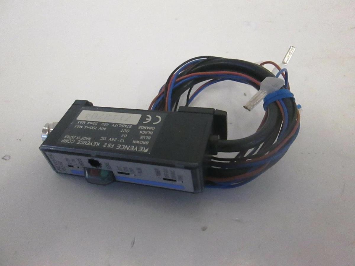 Used Keyence FS2-62 Photoelectric Sensor, Used