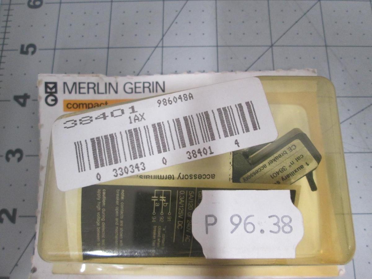 Used Merlin Gerin, 38401, Auxiliary Switch for Circuit Breaker, New