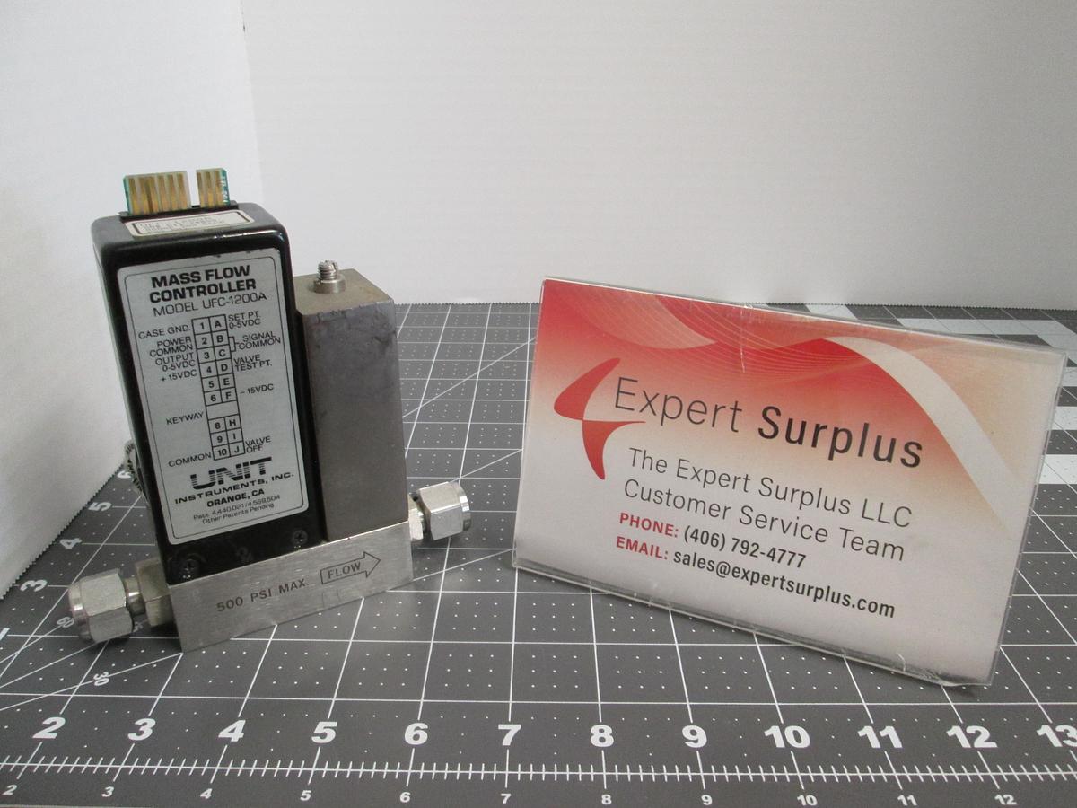Used UNIT Instrument, UFC-1200A Mass Flow Controller NH3 200 SCCM  