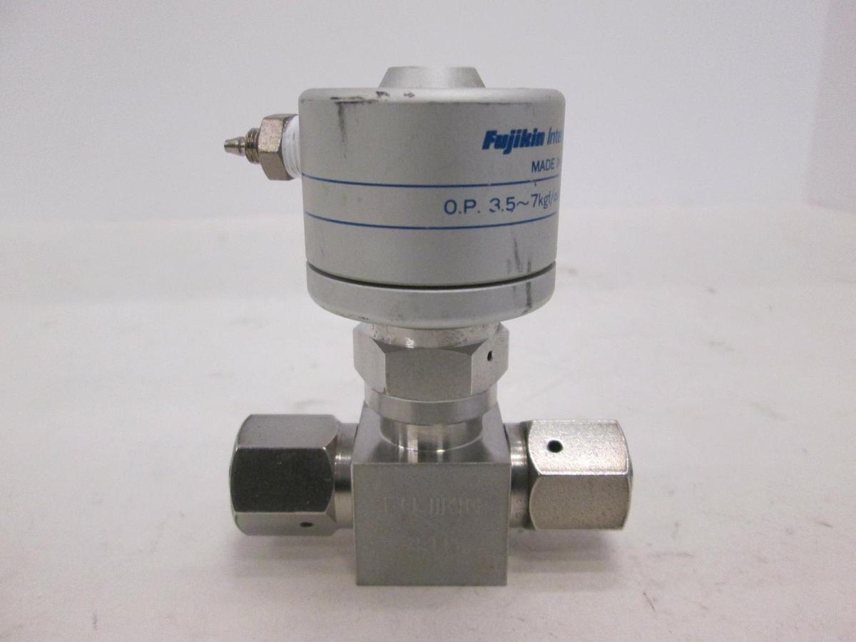 Used Fujikin O.P. 3.5-7kgf/cm2G Pneumatic Valve, N.O, Used