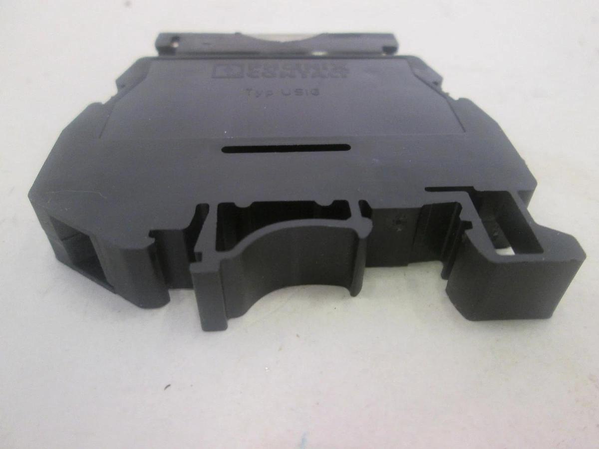 Used Phoenix Contact, Type USIG, Terminal Fuse Block, 4A, Used