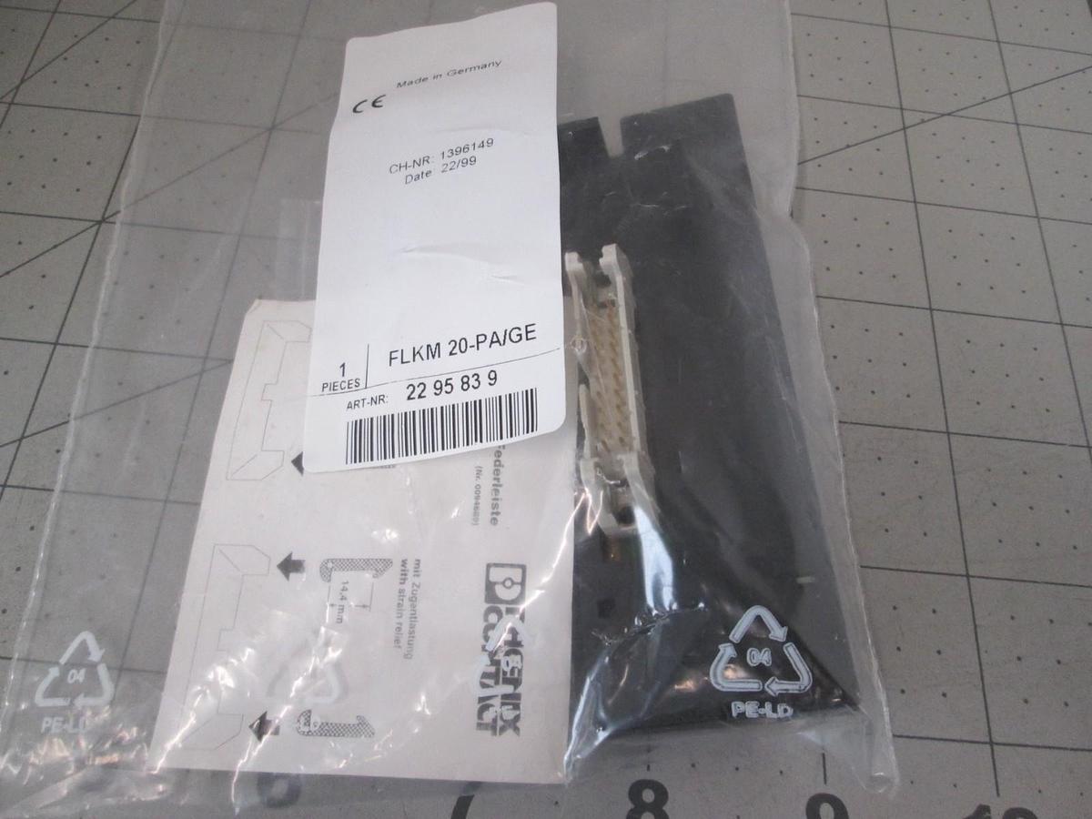 Phoenix Contact, FLKM 20-PA/GE, Universal Adapter, 20 Pin, GE 90-30, New