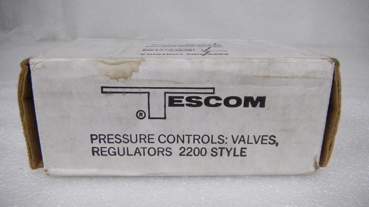 Used Tescom 74-2460KA420 Pressure Regulator, 30 PSIG MAX, NIB
