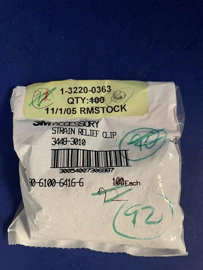 3M Strain Relief Clip 3448-3010, Lot of 85+