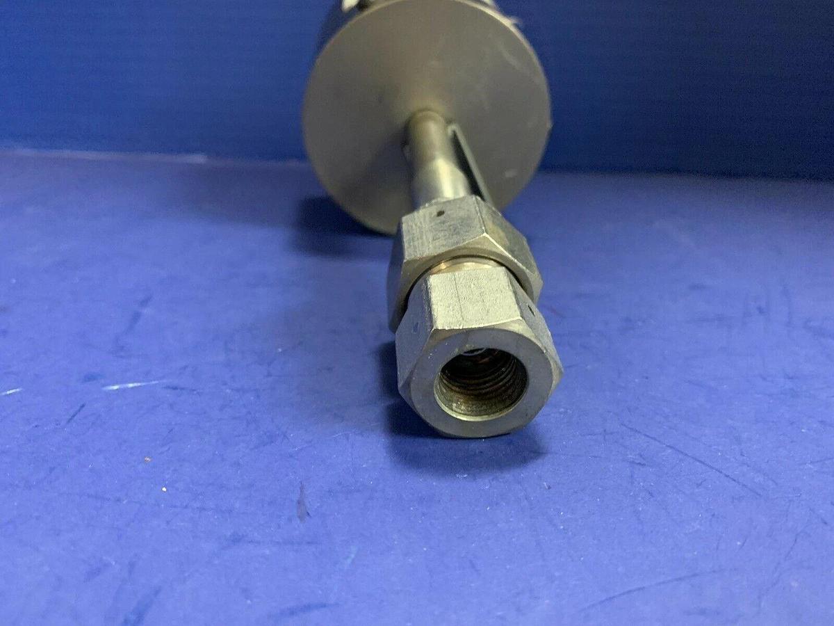 Used MKS 141 Vacuum Switch 141AA-00010BA, 10TORR, 1/2" Fitting, Used