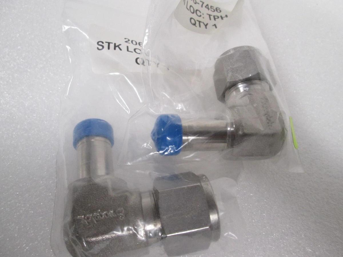 Swagelok, 90 Degree Elbow, Tube Weld w/ 1/2" MVCR, 206-7456, New, Lot of 2