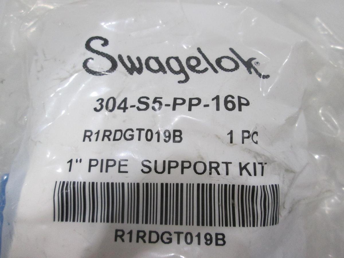 Used Swagelok, 304-S5-PP-16P, 1" Pipe Support Kit, New