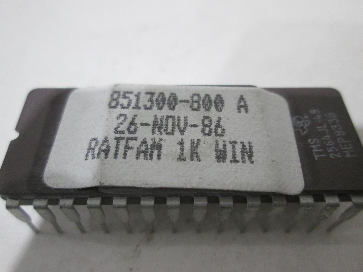 Texas Instruments, M2564E/00995, Integrated Circuit, Used