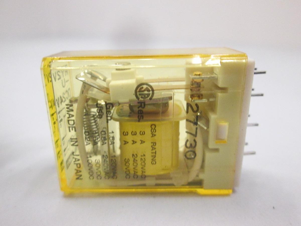 Used IDEC, RY2V-U, DC 24 V Relay, Used
