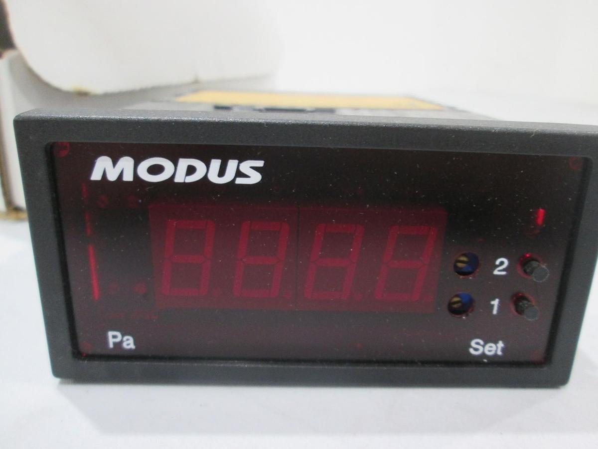 Used Modus Instruments, DA-1-04P-0-RRRR, Display Alarm, New