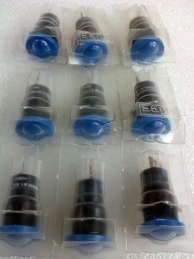 IDEC Push-button Switch, AB6M-A1-MS, Blue, Push-Button, SPDT, NEW, Lot of 9