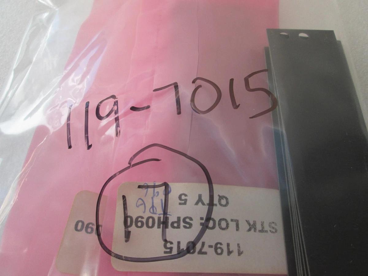119-7015, New, Lot of 17