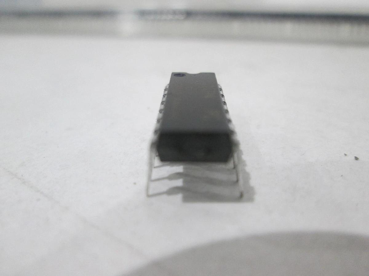 Fairchild, 7404PC, Integrated Circuit, New, Lot of 25