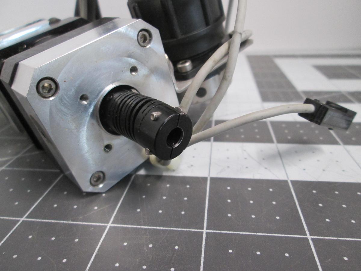 Used MCG B7-IB17000-V1 90VDC Servo Motor 9000RPM w/ Dynapar OPhase 1000 CPR Encoder
