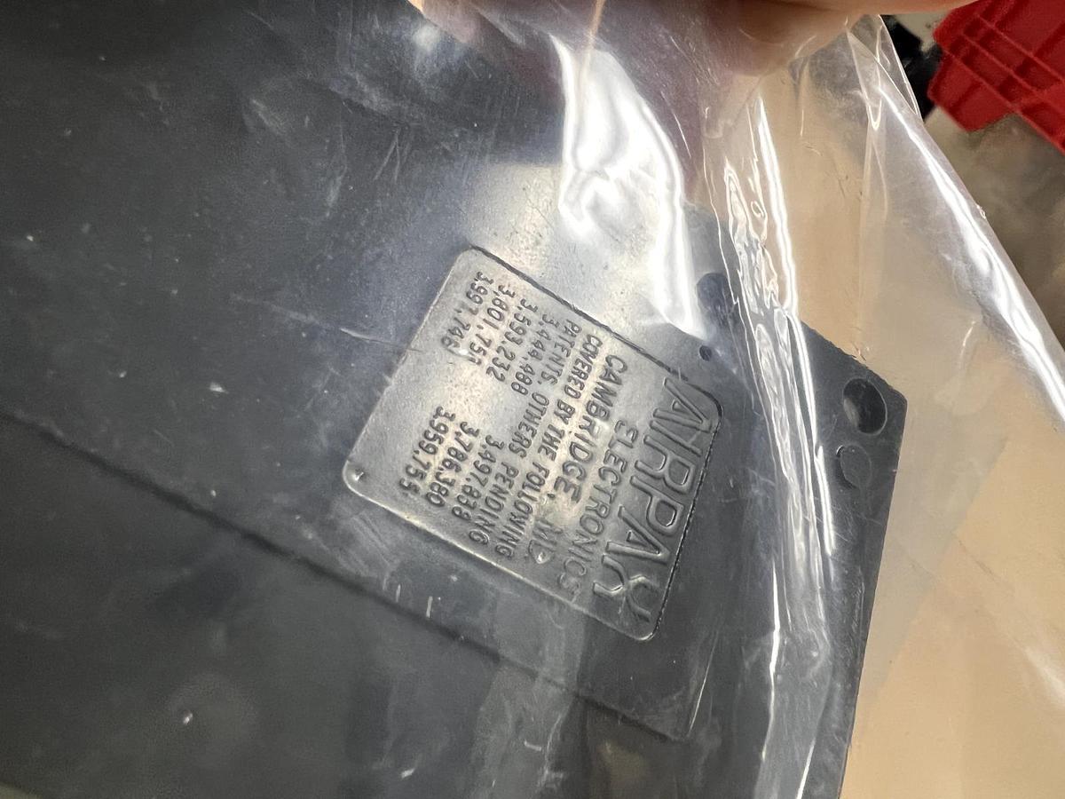 Used Airpax, 3 Circuit Breaker, AIRPAX Electronics. 35/35/100 JA 18V Trip, Used