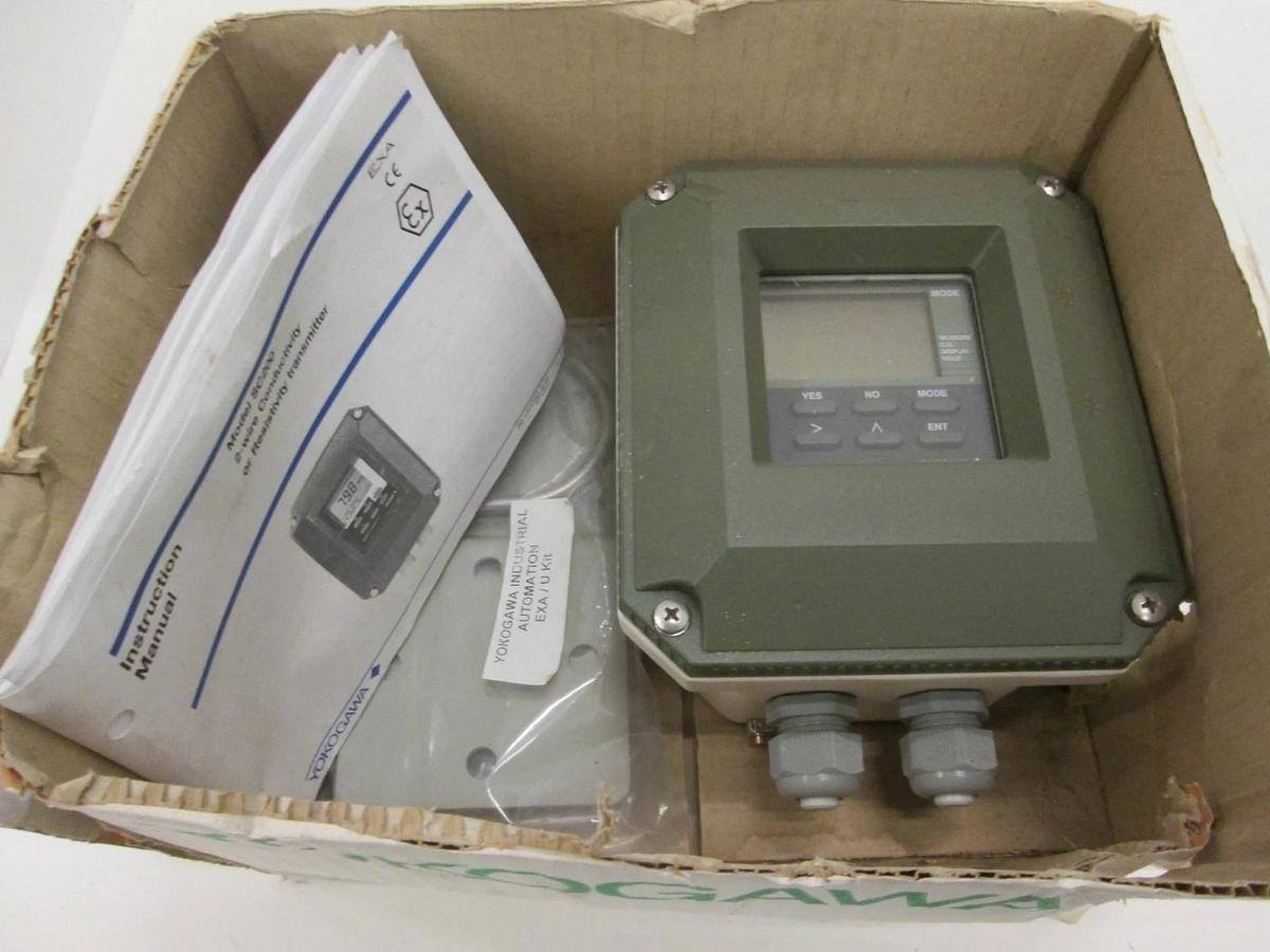 Used Yokogawa, Model SC200, 2 Wire Conductivity or Resistivity Transmitter, New
